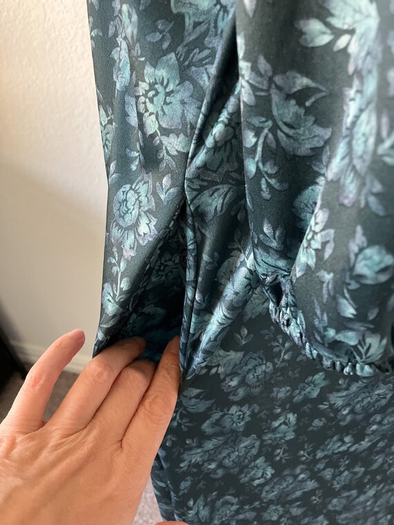 70's/80's Floral Embroidered Sleeveless House Dress main image 1