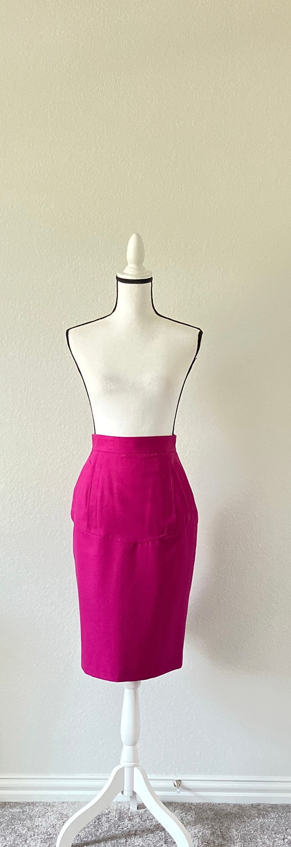 1980s Fuchsia Wool Skirt, Vintage Magenta Tulip S… - image 2