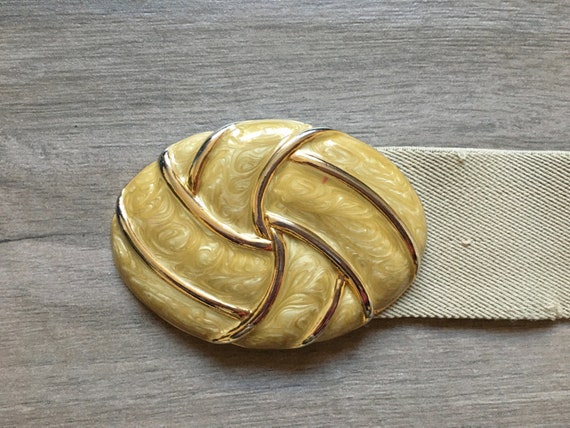 1970s Khaki Stretch Belt, 1980s Tan Cinch Belt - image 5