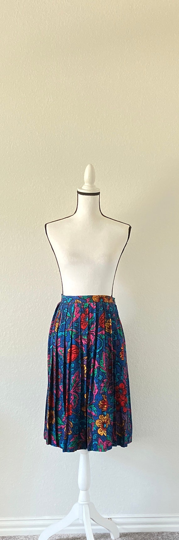 1980s Pleated Floral Skirt, 1990s High Waisted Fu… - image 2