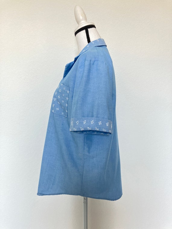 1990s Chambray Button Down with Eyelet Trim - image 4
