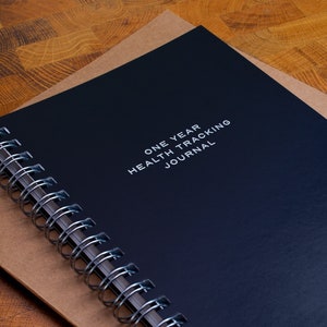 One Year Health Tracking Journal - Health Tracker for Chronic Illness - Spoonie Notebook - Symptoms Tracker - Fibromyalgia Tool