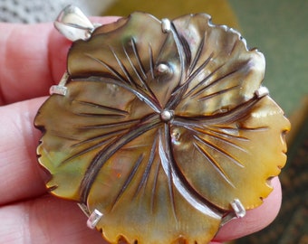 マザーオブパール / スターリングシルバー ペストリーサーバー ゴージャスな大きめスターリングシルバーと彫刻されたマザーオブパール