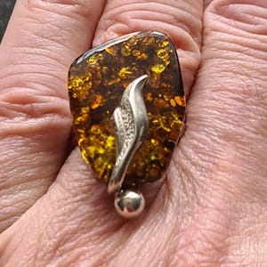 Adjustable Chunky Sterling Silver and Baltic Orangey Green Amber Statement Ring 8.2g one size fits all