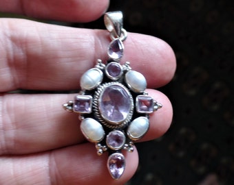 Gorgeous Sterling Silver Amethyst And Freshwater Pearl Pendant 9.3g