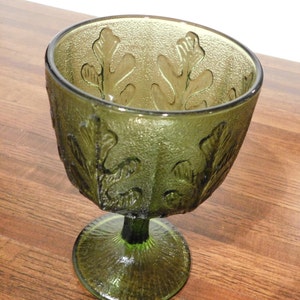 Vintage Green Compote Bowl/FTD Green Pedestal Bowl/Leaf Pattern