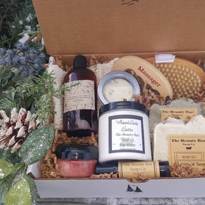 Mothers day, Spa Gift Box, Outdoor theme gifts, gift for her, handmade, honey, soap, Lotion, beeswax, balsam,  valentine gift, bath and body