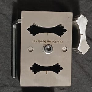 Taglierina di grandi dimensioni / Estremità per gioielli / Estremità per medaglioni / Ciondoli / Taglierina per dischi a catena / Utensile per punzonatura per tagliare i metalli e le estremità dei braccialetti