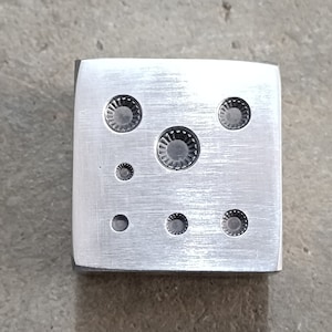 Pequeno | Brinco | placas de tiro | matrizes de impressão | suprimentos de ourives | ferramentas de ourives | carimbos de metal para joias | carimbos de metal |