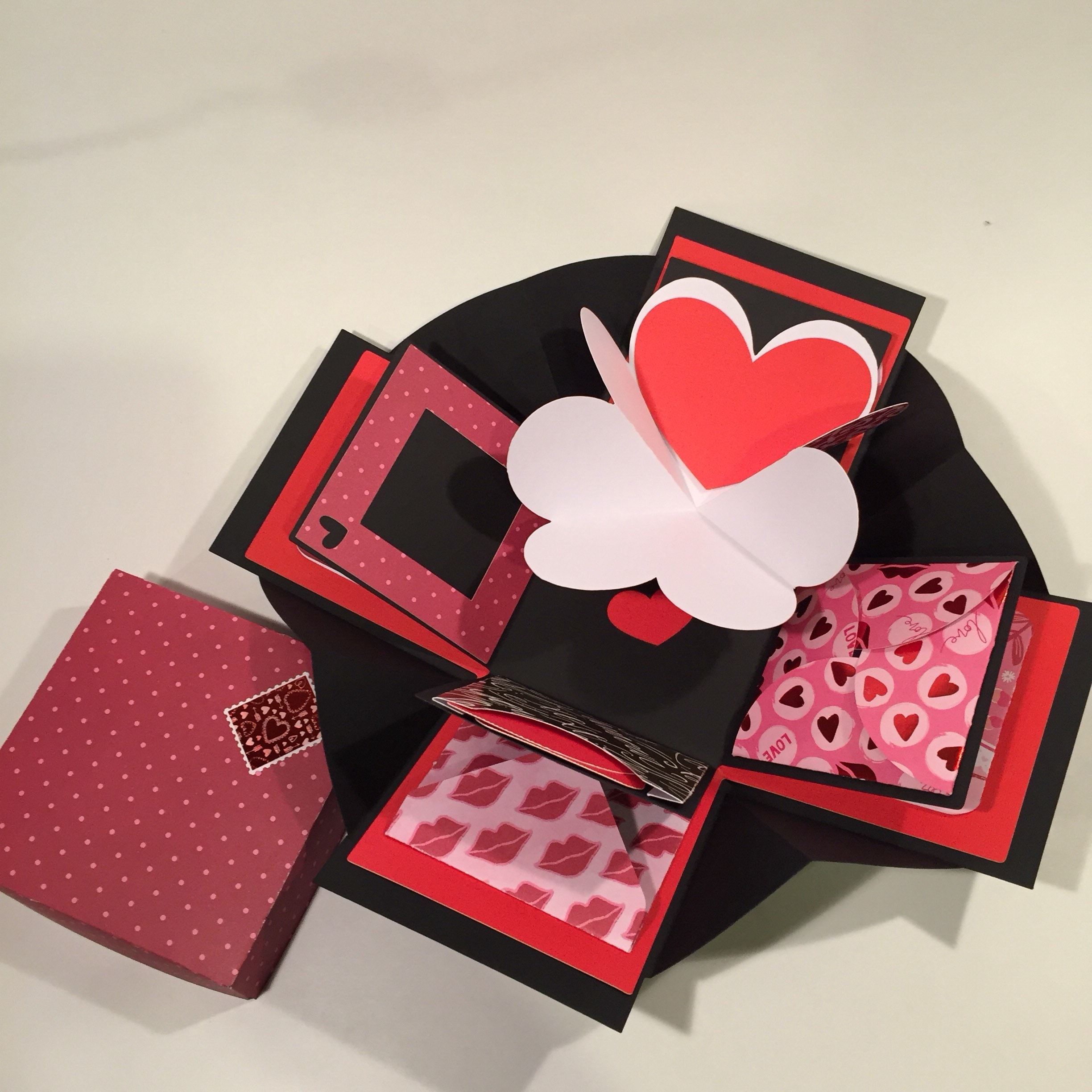 Exploding Box Cricut Pattern SVG With 7 Different Interactive - Etsy