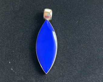 Vintage 925 Mexico sterling Silver Blue Stone Pendant. #236.