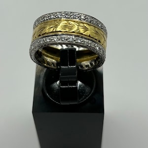 LeCoast Designer Ring 18K Gold & Platinum with Diamonds – Two-Tone Engraved Band – Size 7 – Luxury Estate Jewelry! #59.