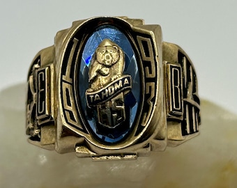 Vintage 1959 Class Ring in 10k Gold Size 5.75 / L, by Josten
