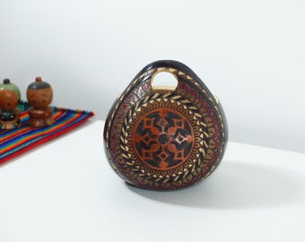 Unique Hand carved Yerba Mate Gourd With Bombilla Hole - Includes 2 Straws Bombillas - Handmade in Argentina