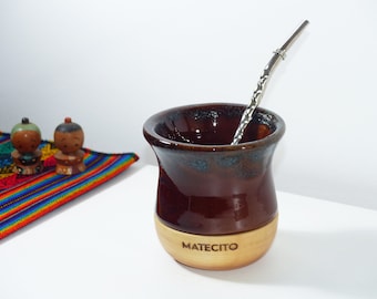 Argenthings Ceramic Matecito Yerba Mate Gourd With Wooden Base - Includes 2 Straws Bombillas - Handmade in Argentina