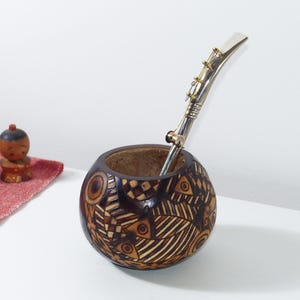 Handcarved Yerba Mate Gourd Fish Design - Include Alpaca Straw Bombilla - Handmade in Argentina