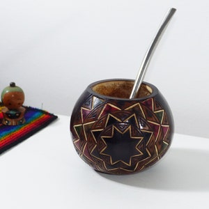 Handcarved Yerba Mate Gourd Triangles Design - Includes 2 Straws Bombillas - Handmade in Argentina
