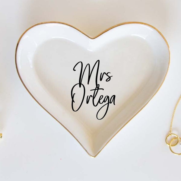 Engagement Ring Holder, Engagement Ring Trays, Wedding Ring Dish, Engagement Gift, Personalized Ring Trays, Customized Trinket Dish Gifts