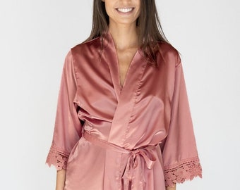 Dusty Rose Lila Lace Bride Robes, Bride Satin Robes, Bride Satin Robes for Wedding, Bride Robe Gifts, Getting Ready Bride Robe, Bridal Robes