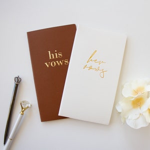 Set of Vow Books, Personalized His and Her Wedding Foil Vow Books, Foil Vow Booklets, Gold Foil Set of Vow Books, Calligraphy Vow Booklets