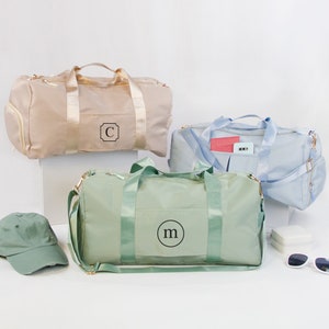 Overnight Camp Bag Gift for Women, Personalized Duffle Bag, Custom Bridesmaid Duffle Bag Gift, Monogrammed Weekender Bag, Sport Bag, Gym Bag