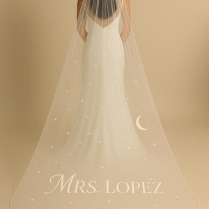 Custom Bridal Veil, Personalized Veil, Wedding Veil With Name, Embroidered Wedding Veil, Custom Embroidery Veil, Customized Name Bridal Veil