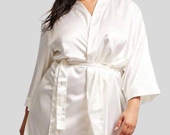 Plus Size Bridesmaid Satin Robes, Personalized Bridesmaid Robe, 3/4 Silky Satin Plus Size Robes, Custom Plus Size Robe Gifts, Wedding Robes