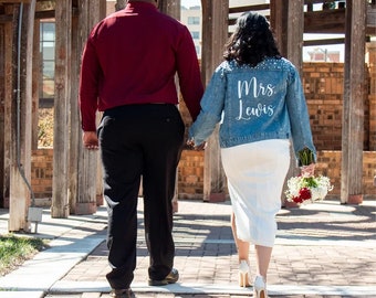 Blue Pearl Mrs Denim Jacket, Engagement Ring Denim Jacket, Bridal Mrs Jean Jacket, Personalized Bridal Denim Jacket, Custom Bridal Jacket