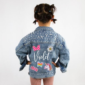Blaue Perlenjacke mit benutzerdefiniertem Namen, benutzerdefinierte Namensperlen-Jeansjacke, Jeansjacke Geschenke für Kindergeschenke, personalisierte Jeansjackengeschenke für Kinder