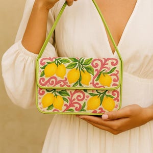 Lemon Shoulder Bag, Citrus Print Purse, Fruit Shoulder Bag, Yellow Beaded Bags, Lemon Bead Purses, Summer Shoulder Bags, Tropical Fruit Bags