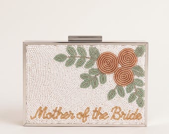 Personalized Mother of the Bride Beaded Clutch, Pearl Floral Wedding Purse with Detachable Chain, Custom Script Bridal Party Evening Bag