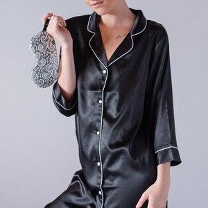Bridesmaid Pajamas, Bridesmaid PJ, Bridesmaid Gift, Pajamas, Bridal Pjs, Satin Pjs, Bridesmaid Pj Set, Black Pjs, Satin Night Shirt Pajama