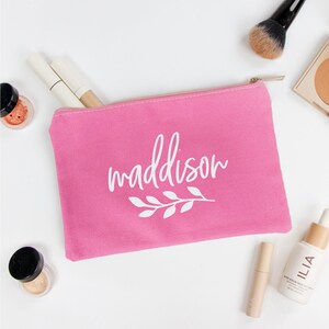 Bridal Party Makeup Bag, Custom Name Makeup Bag, Personalized Makeup Pouch Gifts, Makeup Bag for Bridesmaids, Customized Makeup Pouch Gifts