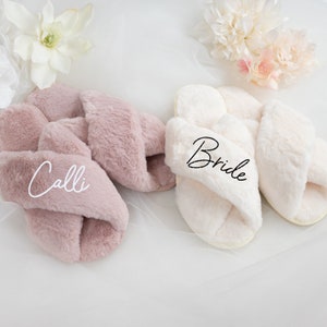 Bridal Slippers, Custom Cross Slippers, Custom Mrs Fluffy Slippers with Pearls Letters, Bridal Wedding Slippers, Custom Bride to be Slippers