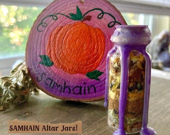 Samhain Altar Jar: Handmade Witch Spell Bottle with Amethyst