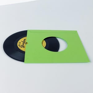 Fundas interiores verdes para discos de vinilo de 7&quot;: papel de archivo, orificio central (paquete de 20)