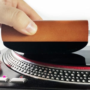 Schallplatten-Reiniger aus Samt und mit Hartholz-Griff
