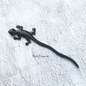 Lizard Horn Hair Stick , Anti Static Hair Accessories, Horn Carving Natural Buffalo Horn Hair Pin , Buffalo Horn Hair Ornament