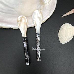 Custom Oyster Caviar Spoon (12.5 x 2.5 cm), Golden Oyster Caviar Spoon , Mother of pearl spoon, Black Caviar Set, Shell Spoon