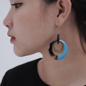 Boucles D'oreilles En Corne De Buffle Rouge - Fait Main - Cadeau Artisanal - Neuf Avec étiquettes