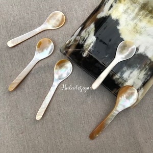 CLEARANCE SALE : Oyster Caviar Spoon L = 8cm , Golden Oyster Spoon, Mother of pearl spoon, Gold Caviar Set, Caviar Set , Shell Spoon