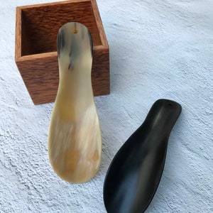 Personalized Travel Engraved Buffalo Horn , Travel Shoe Horn, Shoe Horn, Short handle shoe horn, Gift for Men, Genuine Horn