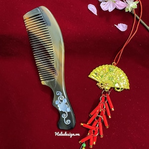 Buffalo horn comb with mother of pearl Inlay ,Hair Brush, Hair Accessory, Anti static comb, handcrafted horn comb,  Luxury comb