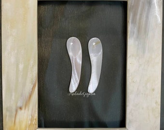 Custom Mother of Pearl Caviar Spoon: 7cm Engraved Cosmetic Spatula