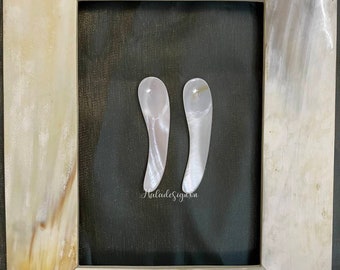 Custom Mother of Pearl  Spoon, Tiny Caviar Spoon , Cosmetic Spatula, Cream Scooper,  Size 7cm , Customized Caviar Spoon, Engraved Spoon