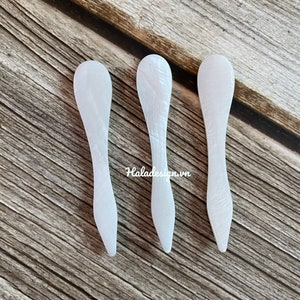 Custom Mother of Pearl Caviar Spoon, Tiny Caviar Spoon , Size 5.5cm , Personalized Spoon, Customized Caviar Spoon, Engraved Spoon