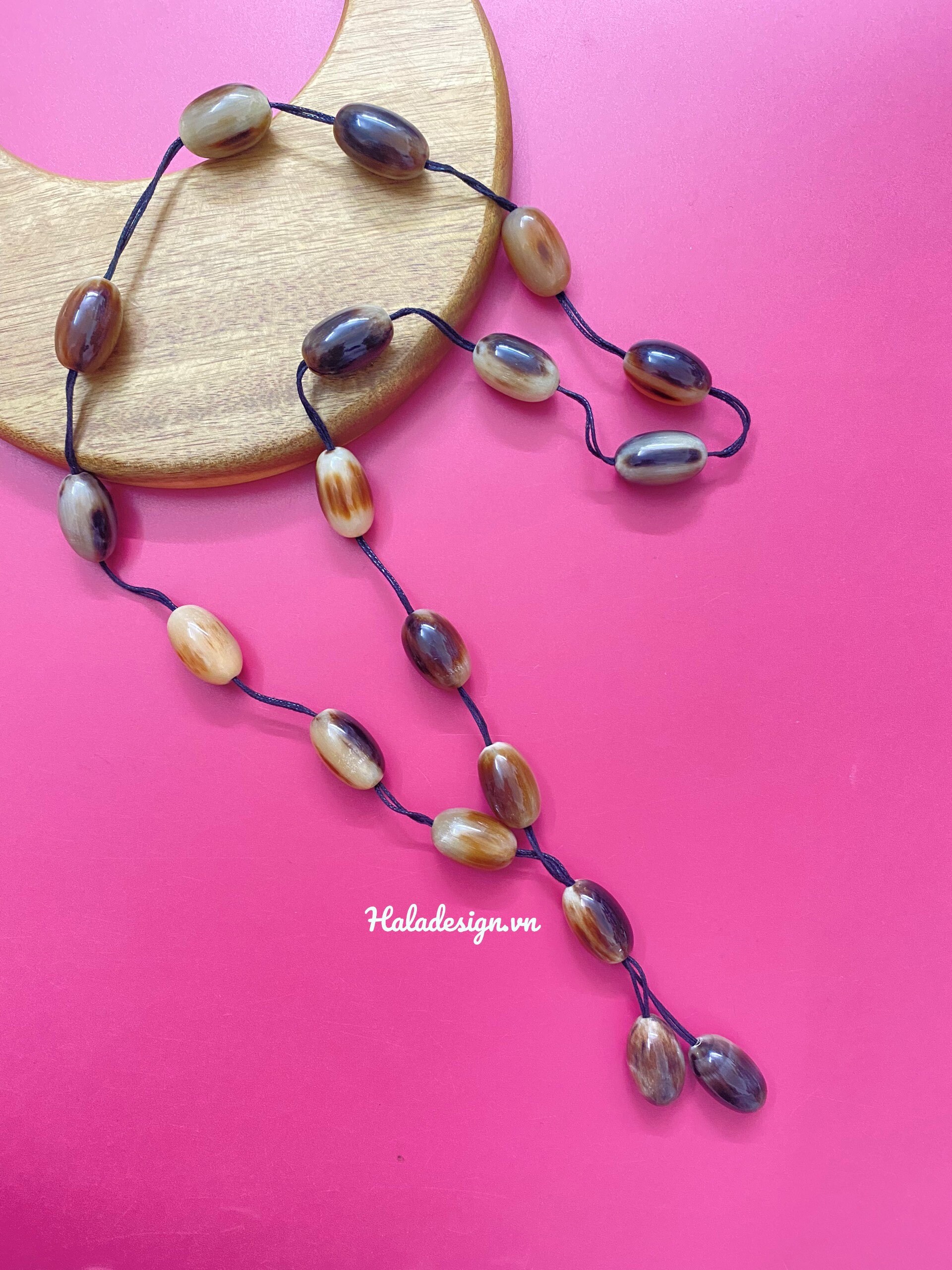 ナチュラル❣️バッファローボーン　チェーンネックレス 水牛 Wチェーンネックレス オーバル oval アイボリー×黒 2way