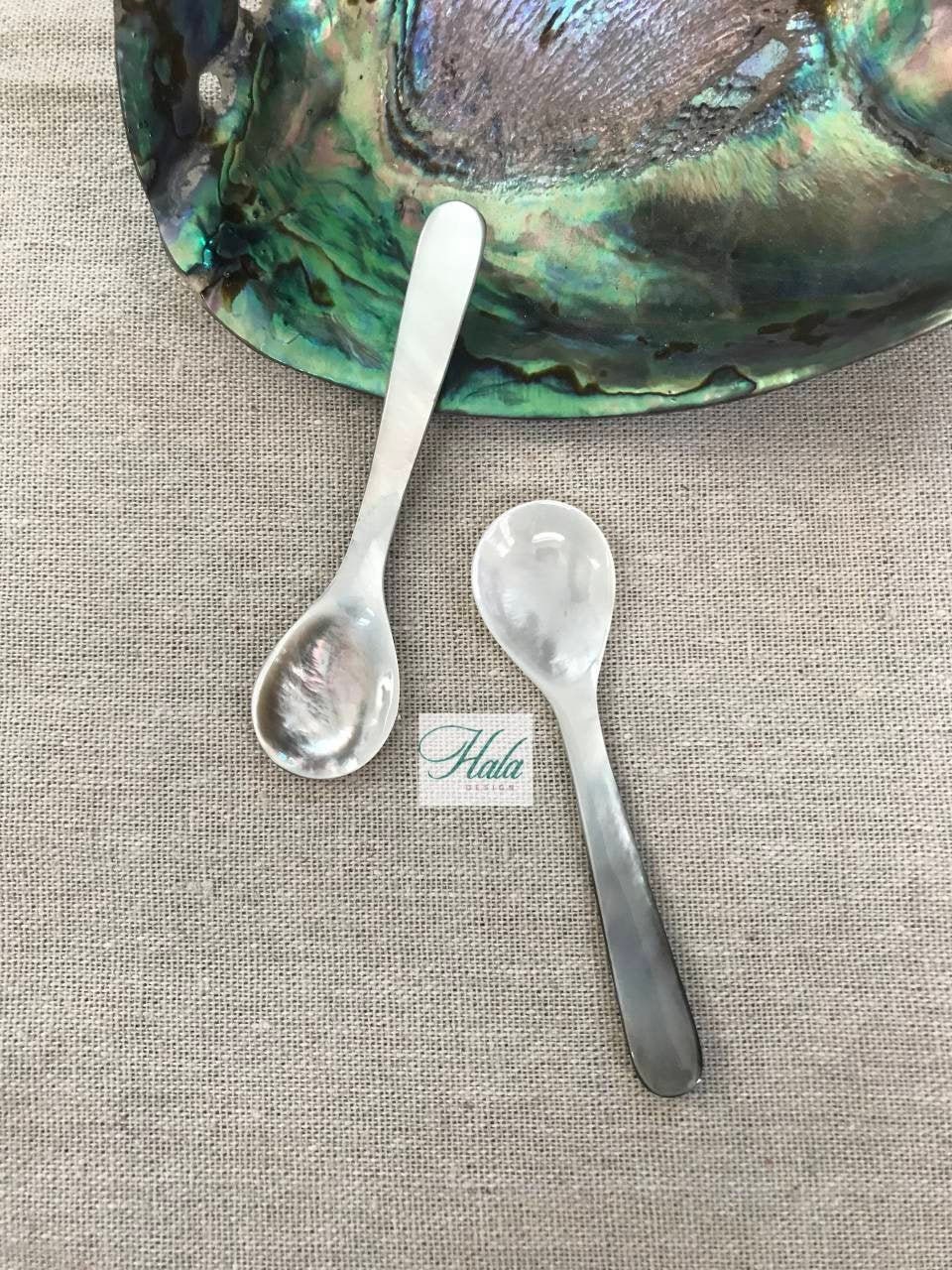 CLEARANCE SALE : Oyster Caviar Spoon L = 8cm , Black Oyster Spoon, Mother of pearl spoon, Black Caviar Set, Caviar Set , Shell Spoon
