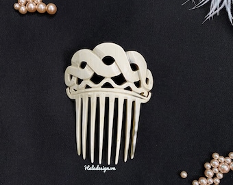 Art Nouveau Hair Comb, Twisted Design , style hair accessory, Horn Carving, Hair Fork, Mantilla Filigree , Statement hair Accessory