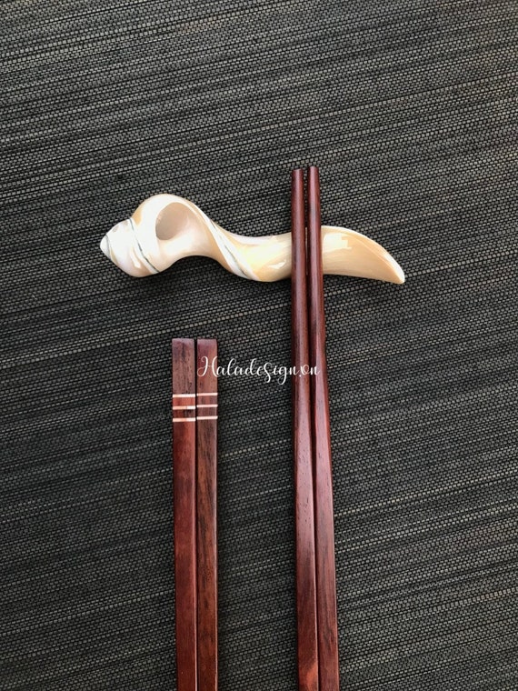 02 paires baguette japonaise de bois de rose avec coquillage